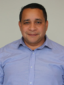 Julio Gutiérrez : Técnico de laboratorio Ciencia y Tecnología