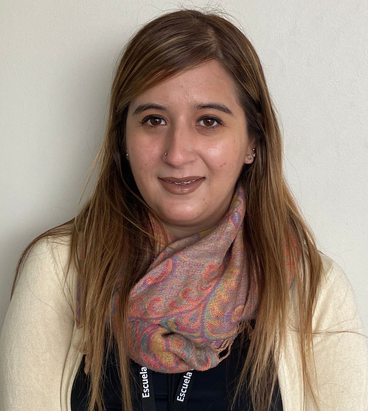 Fernanda Espinoza : Asistente Administrativo y Estafeta